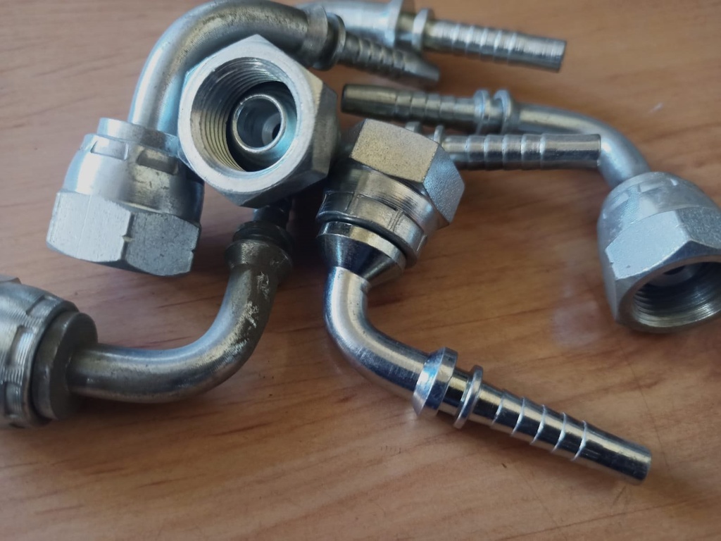 [022104] Conexion BSP 90º HL.3/8 - T.1/4