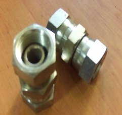 [031302] Adaptador BSP Hembra Loca 1/2