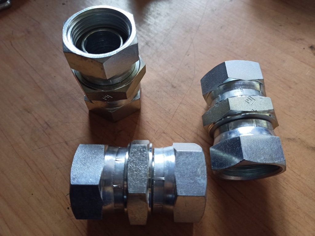 Adaptador BSP Hembra Loca 1"