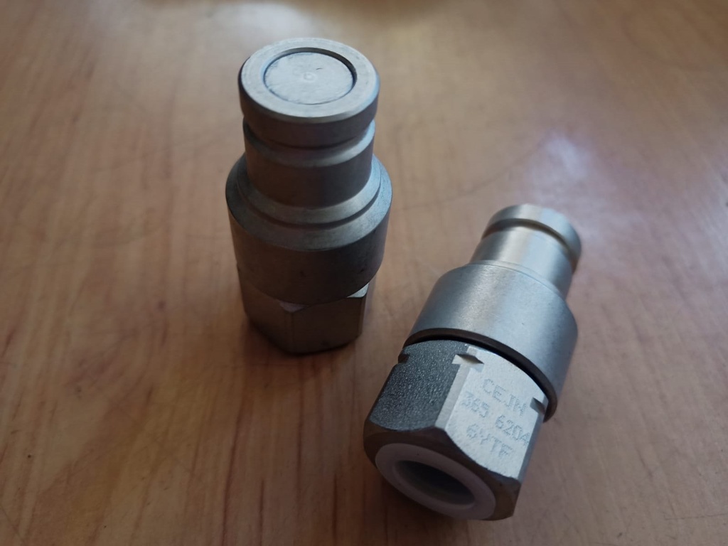 Enchufe Macho Cara Plana 3/8"
