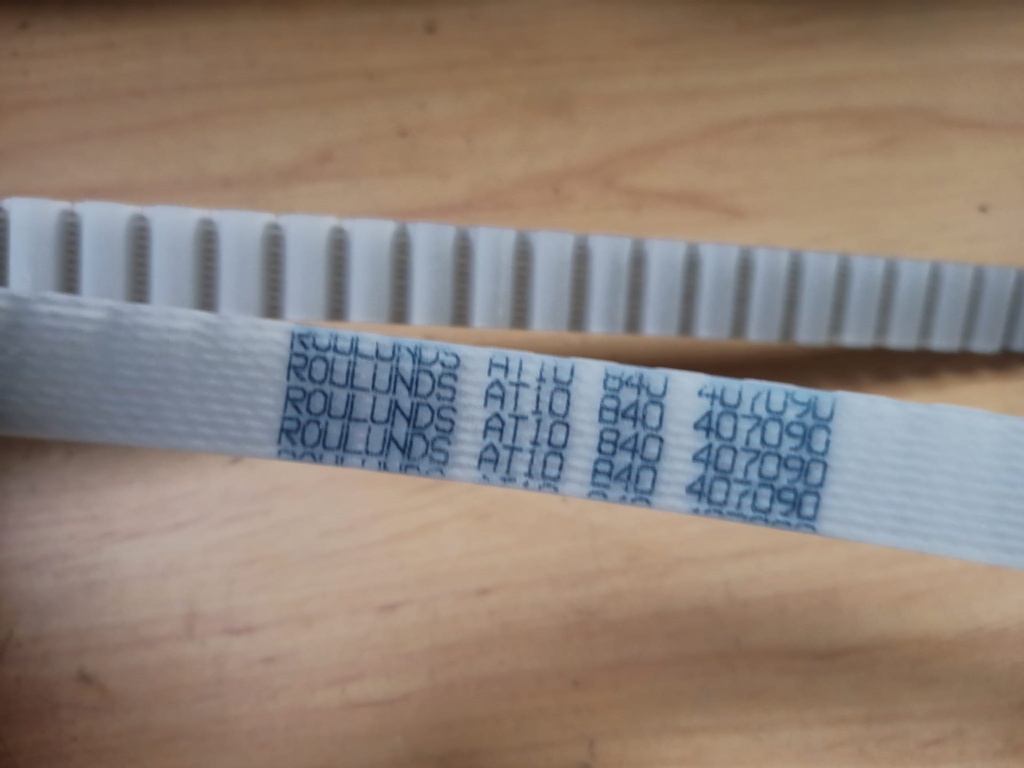 [16AT10] Correa Dentada 16AT10-840 PU Conti-V