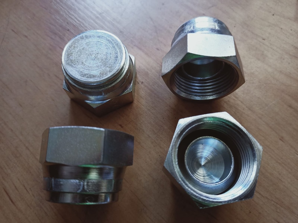 Tapon Macho Galvanizado 1" 1/4