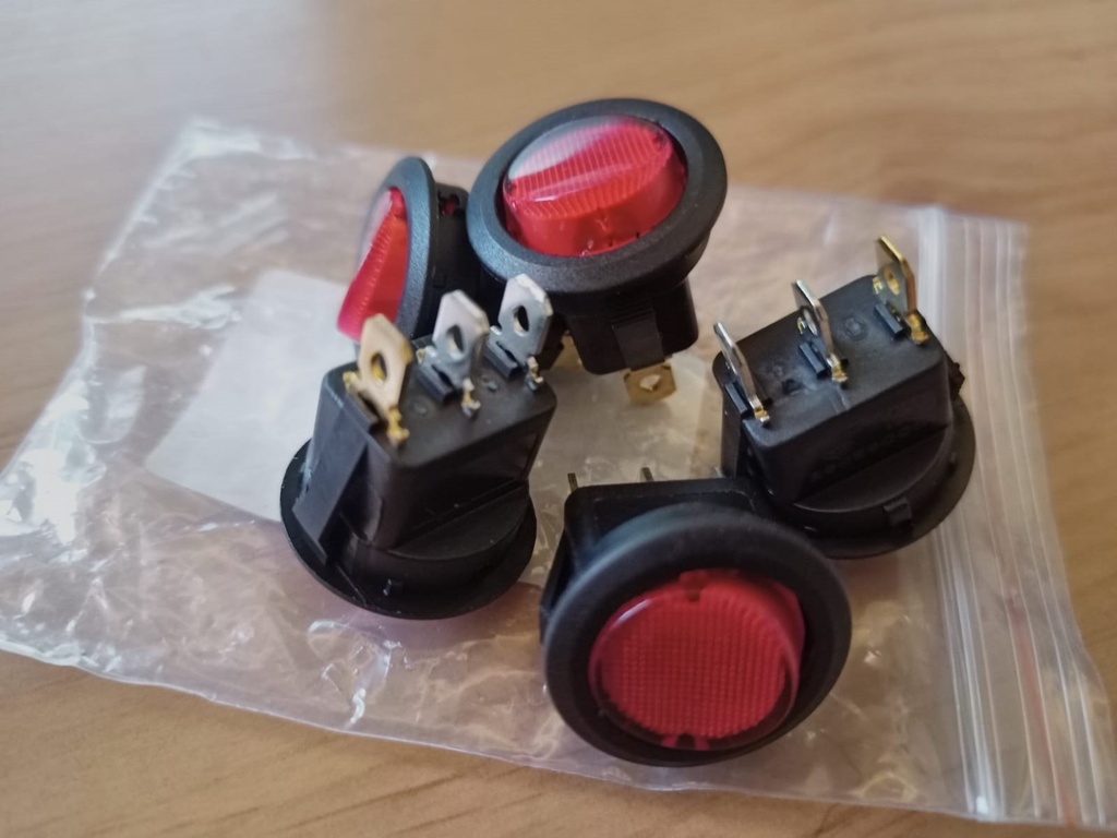 [5800] Interruptor Spst On/Off + Luz 6A-10(4) 50HZ 125-250V