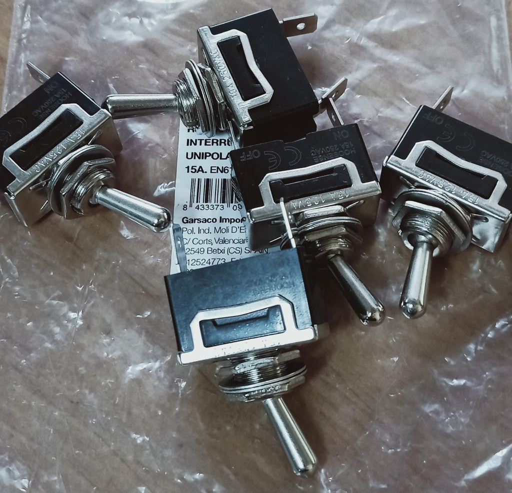 Interruptor Spst Unipolar 15A 250V-50HZ