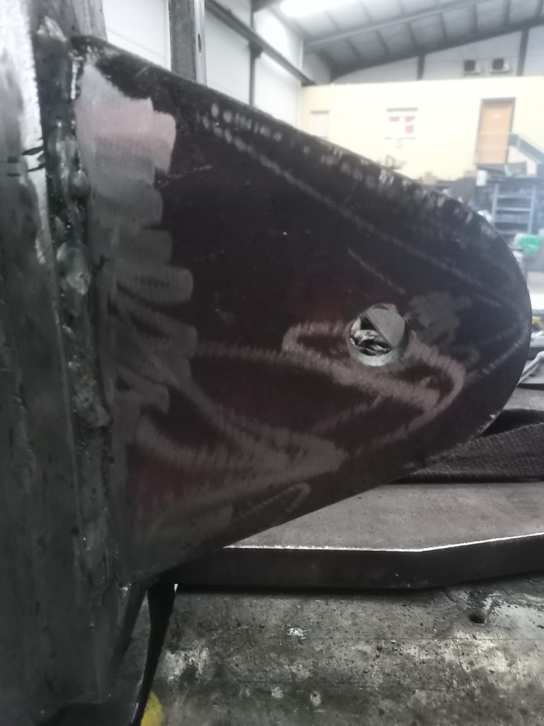 Chapa de 20MM Orejetas 260*210MM John Deere 8310