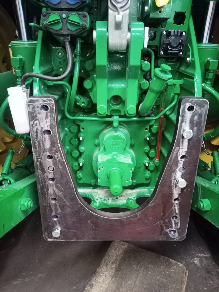 [8556] Chapa de 30MM Culera John Deere 8R
