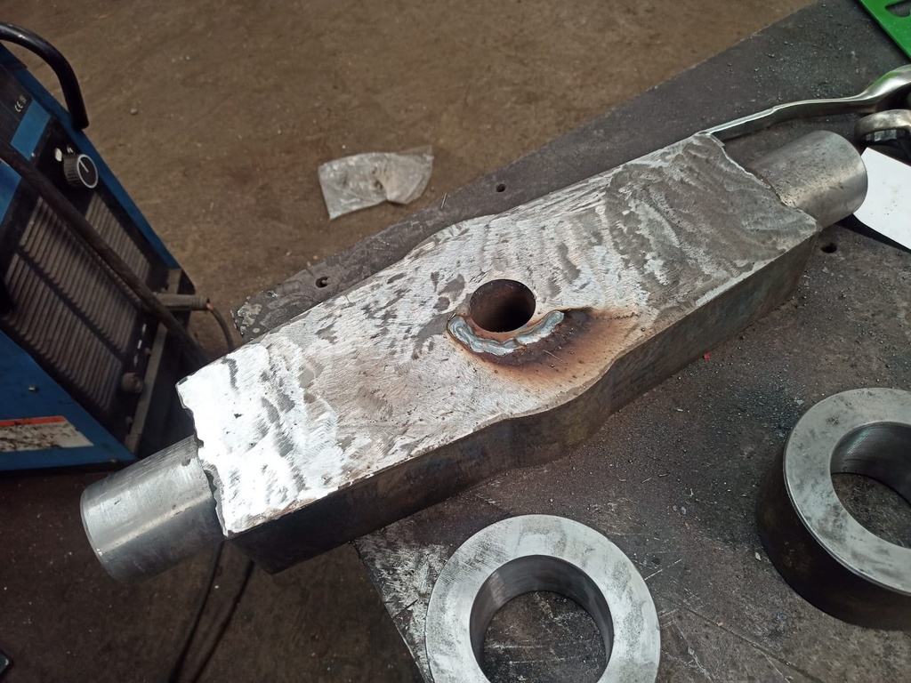 Chapa Antidesgaste 80MM Barra Tiro John Deere 8R