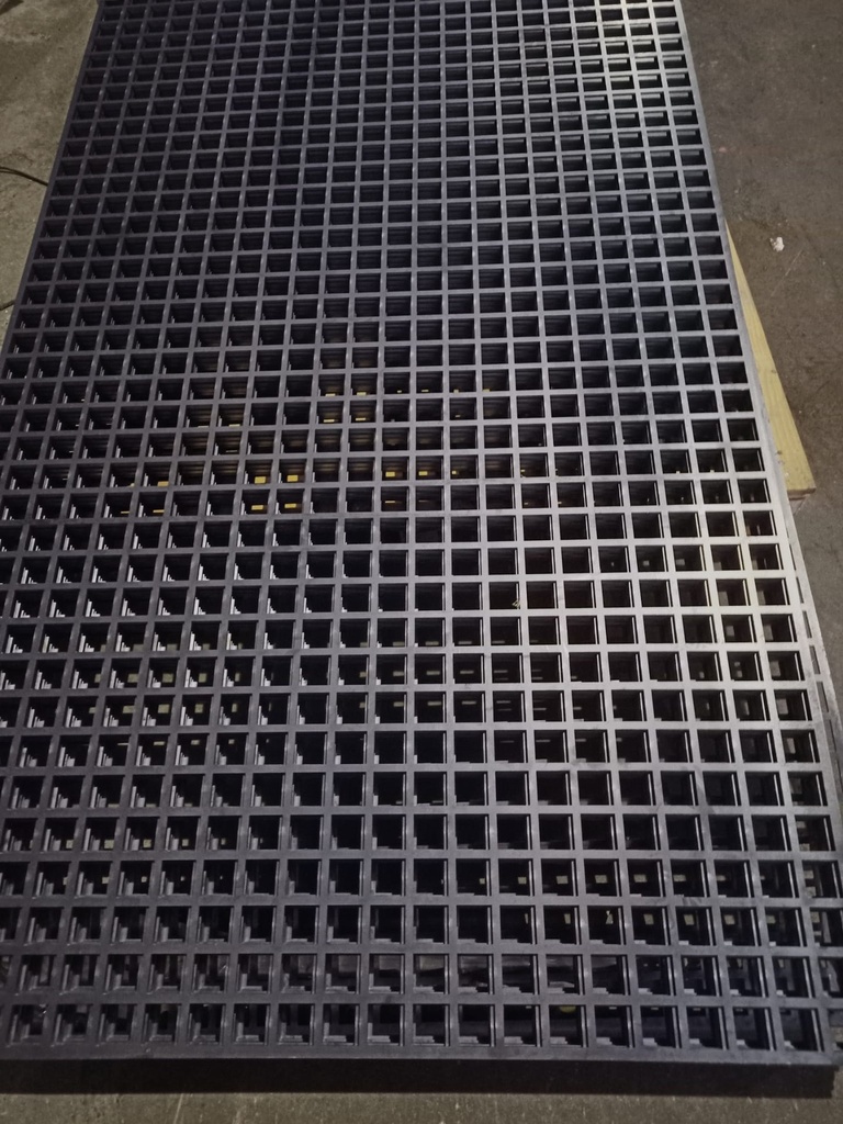 Chapa 2000*1000*4MM Criba C. 35*35