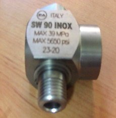[ENGI1290] Enlace Giratorio Acero Niquelado Tornillo INOX 90º 1/2