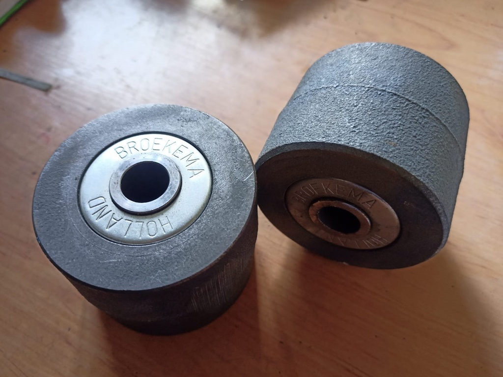 [HS8Z] Rodillo Hierro Broekema 80*60 Hs 8Z Eje Pasante 16MM