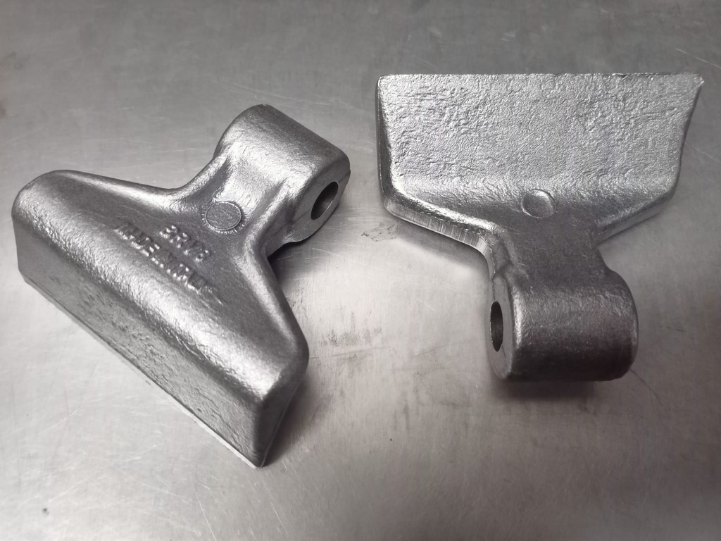 [MBRV816] Martillo MBRV8 Ø16.5 40*90*120