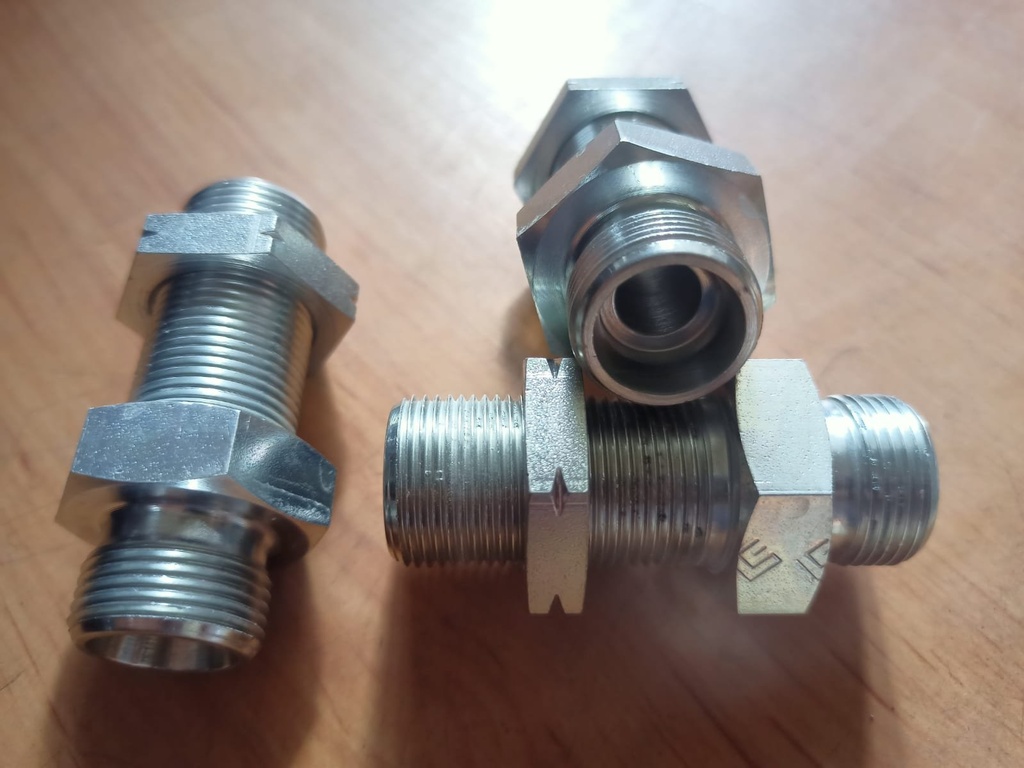 [PAS22] Pasamuro 22/150 C/Tuerca Fijacion Tubo 14S