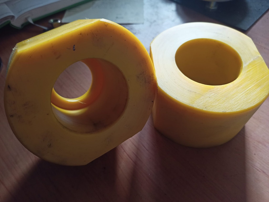 Pieza Poliamida Amarilla Ø120MM*70MM ( Nodriza )