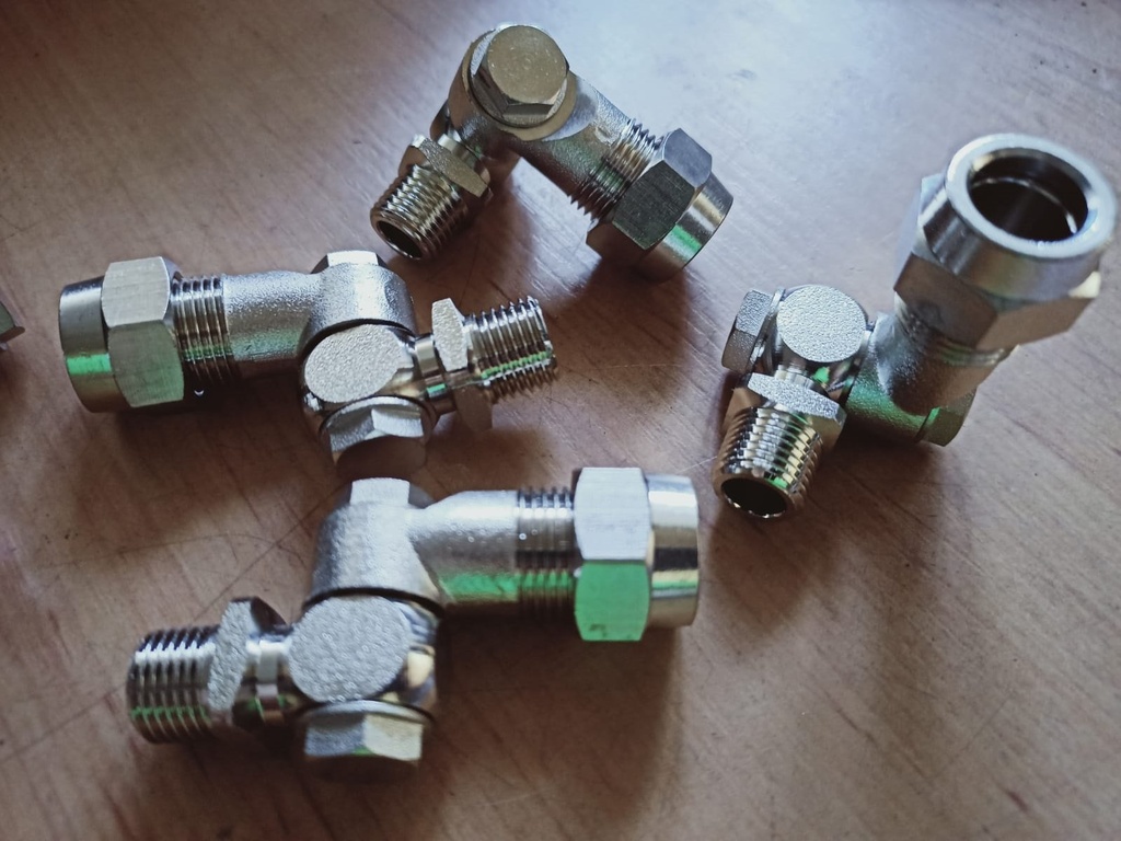 Portaboquilla Articulado 1/4" Simple Laton