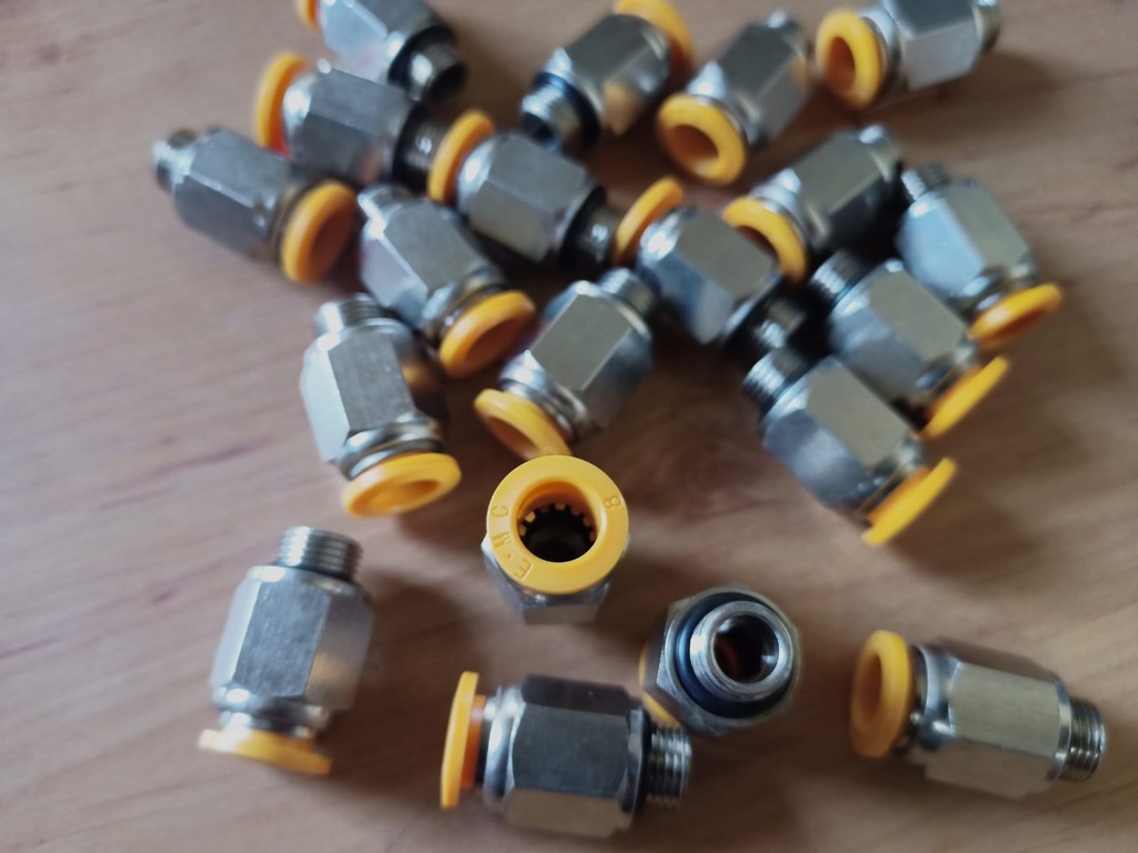 [RAC818] Racor Tubo 8 Rosca 1/8"