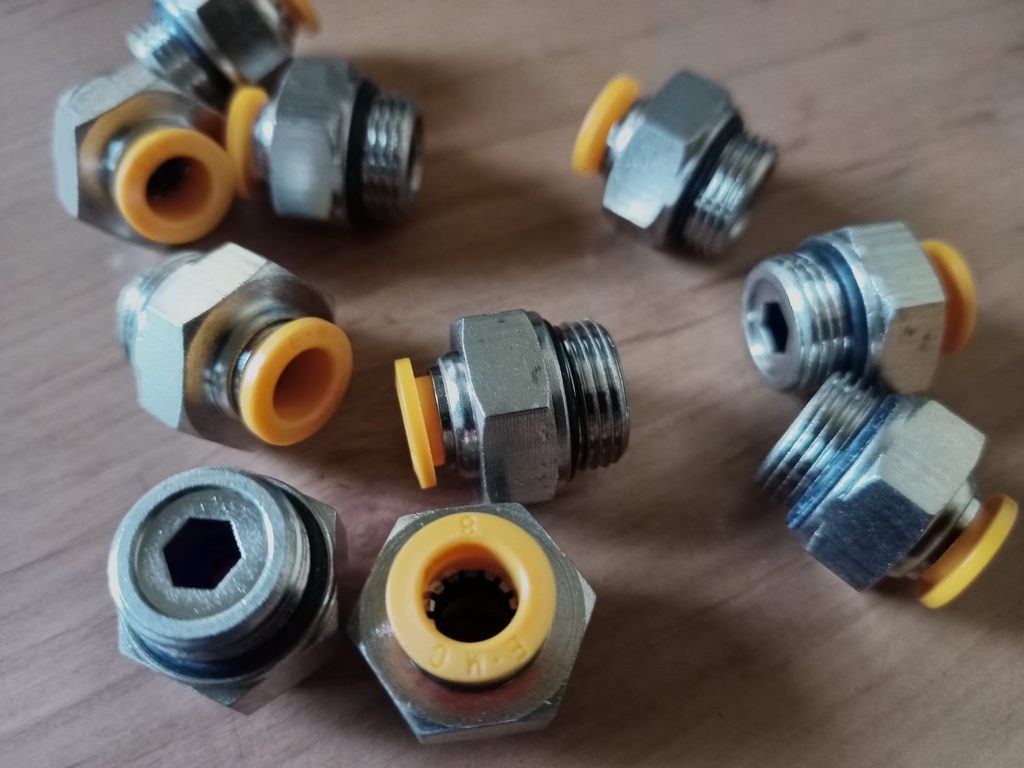 Racor Tubo 8 Rosca 3/8"