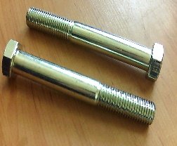 Tornillo 20*150 Acero 8.8 DIN 931 Zincado