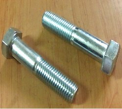 Tornillo 24*110 Acero 8.8